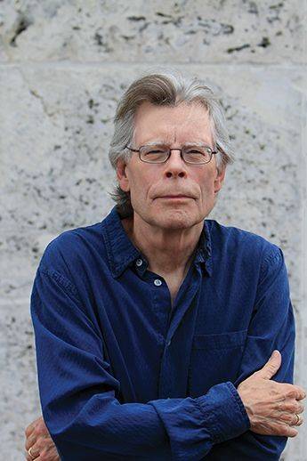 스릴러와 미스터리 등 공포 소설의 대가인 스티븐 킹. stephenking.com