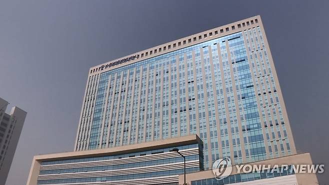 수원지방법원 전경. <연합뉴스>