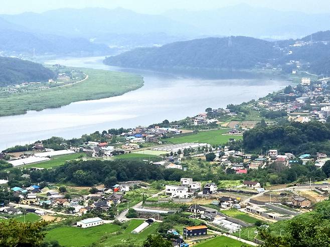 파사성에서 서울방향으로 내려다본 풍경