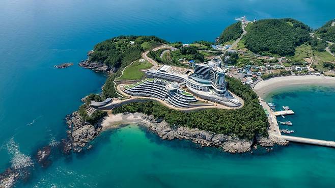 소노인터내셔널의 국내 계열사 간 내부거래 비중은 24.5%로 국내 대기업 평균 두 배에 달한다. /사진=소노인터내셔널