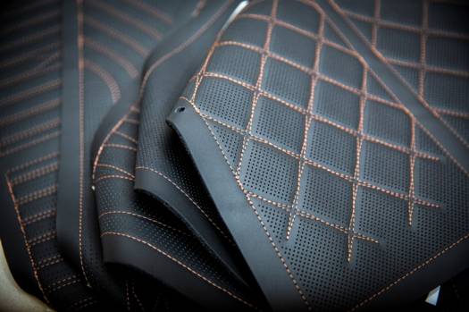 친환경 멀티 디자인 연속 타공 시스템 기술을 적용한 시트 커버. /사진제공=현대트랜시스
