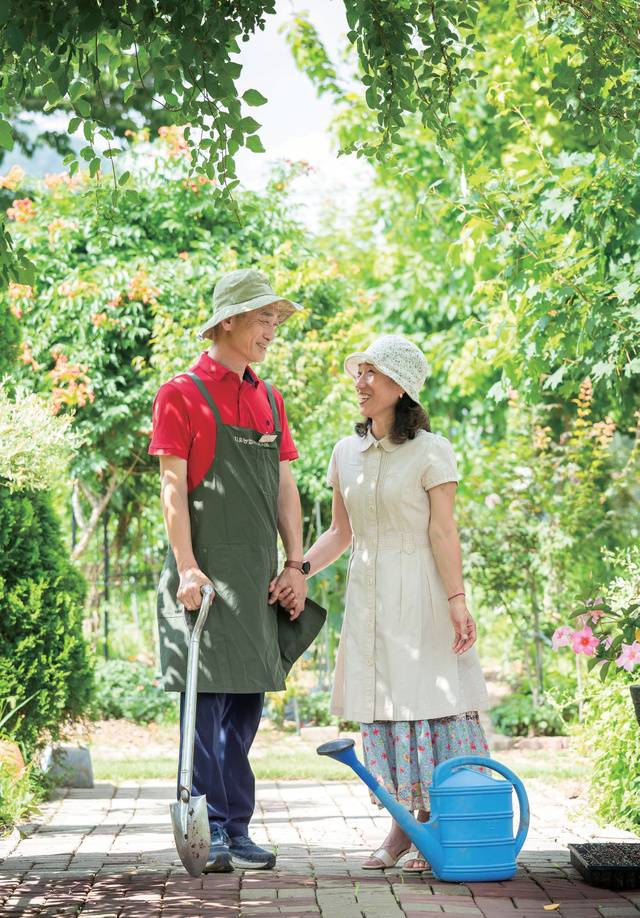 뜨레팜 치유농장 장용일·문현순 대표.