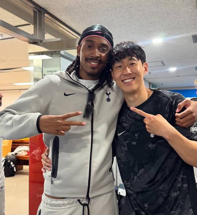 스펜스 SNS