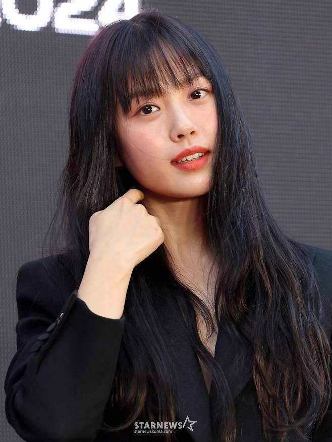 (서울=뉴스1) 황기선 기자 = 배우 고민시가 17일 오후 서울 성동구 성수동 에스팩토리에서 열린 '엘르 스타일 어워즈'에서 포즈를 취하고 있다. 2024.10.17/뉴스1 Copyright (C) 뉴스1. All rights reserved. 무단 전재 및 재배포, AI학습 이용 금지. /사진=(서울=뉴스1) 황기선 기자