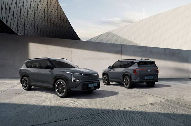 EV5 GT-라인 외장 이미지. 기아