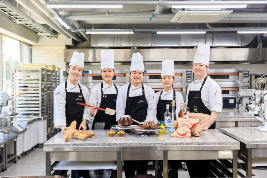 우송정보대학 파티시에과. 우송정보대학 제공