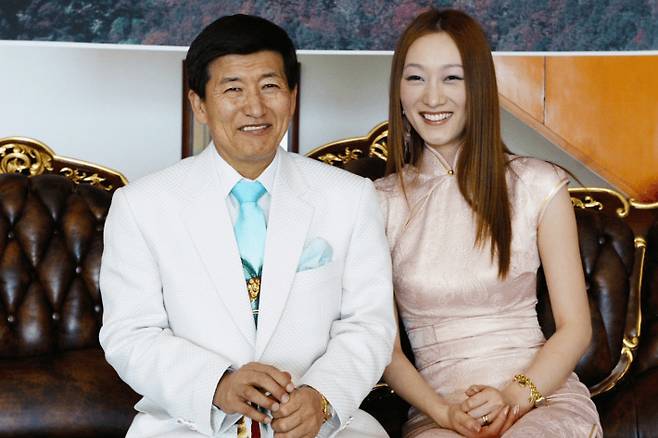 좌측부터 정명석, 정조은. 넷플릭스 제공