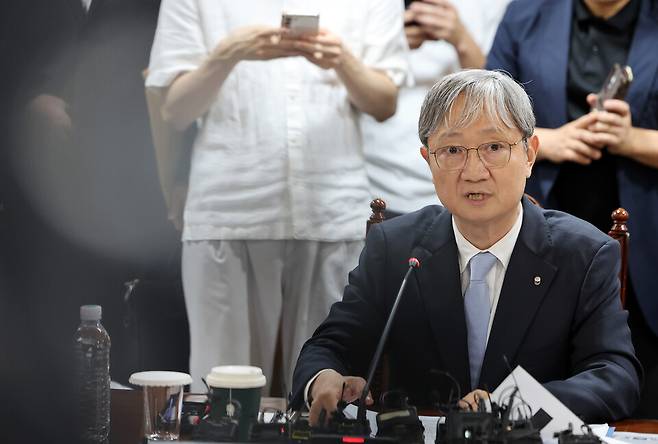 이찬진 금융감독원장이 8월28일 서울 중구 은행회관에서 열린 은행장 간담회에서 모두발언 하고 있다. ⓒ연합뉴스