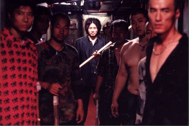 ‘아시아영화 100’에 선정돼 관객과 만나는 영화 ‘올드보이’ 스틸컷. BIFF 제공