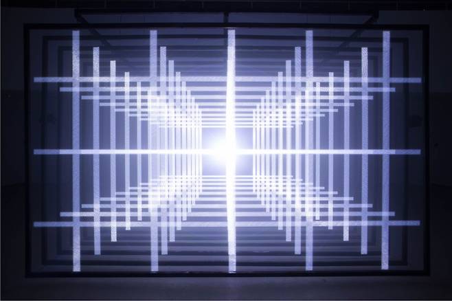 데이드림 V.6(2021), 프로젝션 매핑, 비디오, 패브릭, 사운드, 사운드트랙: 노노탁 스튜디오, 8분 반복, 가변크기 © NONOTAK