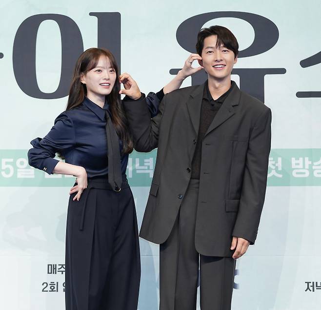 ‘마이유스’ 제작발표회 천우희, 송중기 (제공: JTBC)