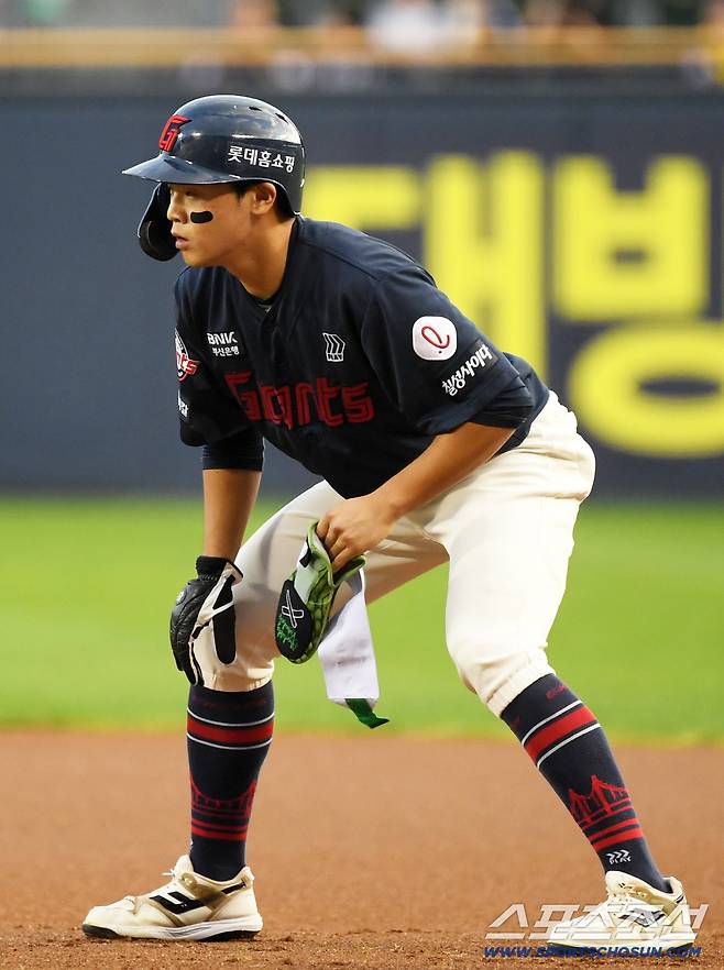 2일 잠실구장에서 열린 LG 트윈스와 롯데 자이언츠의 경기. 롯데 박찬형이 숨을 고르고 있다. 잠실=박재만 기자 pjm@sportschosun.com/2025.09.02/