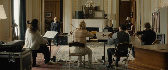 제21회 제천국제음악영화제(JIMFF) 개막작으로 선정된 그레고리 마뉴 감독의 ‘뮤지션’. 단 한 번의 현악 사중주를 완성하기 위해 네 명의 유명 연주자가 고군분투하는 과정을 그린 영화다. 마뉴 감독은 “한국 관객들을 만나는 게 무서우면서도 기대된다”고 했다. JIMFF 제공