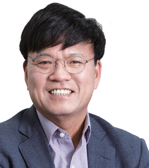 이병태 카이스트경영대 명예교수 겸컨슈머워치 공동대표-서울대 산업공학,카이스트 경영과학 석사,미 텍사스대 경영학 박사