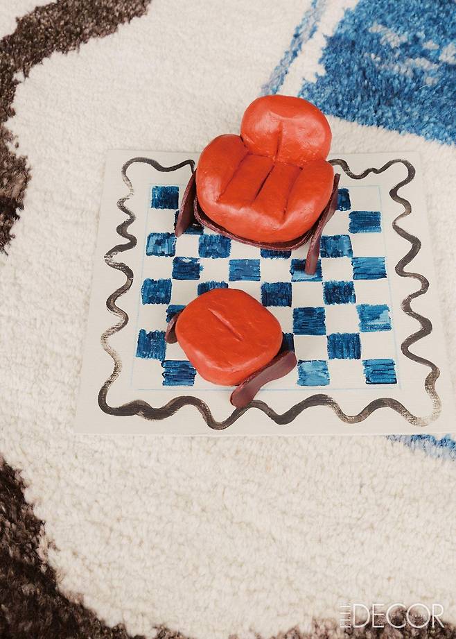 ‘스쿼시 암체어(Squash Armchair)’와 ‘스쿼시 러그(Squash Rug)’ 디자인을 위해 만든 마케트들.