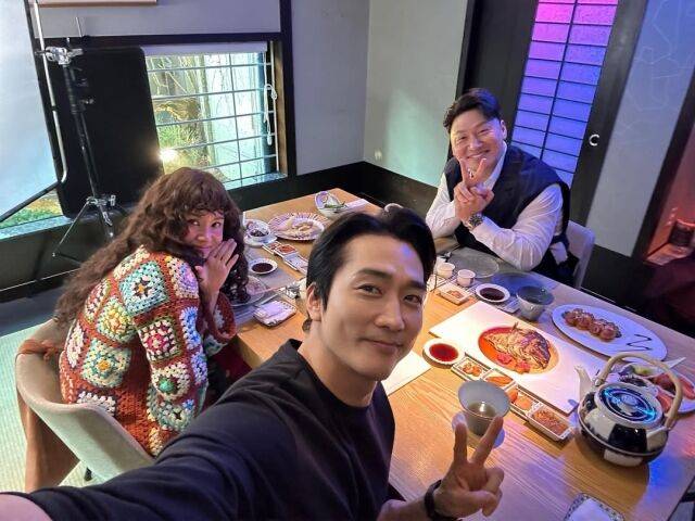 배우 엄정화, 오대환, 송승헌. / 송승헌 인스타그램