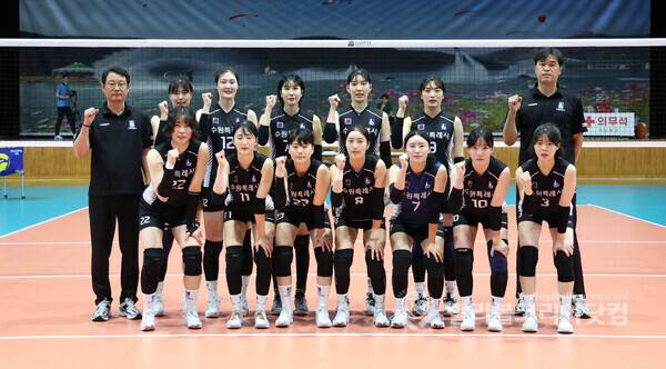 실업배구 최강팀 수원시청 팀 단체사진