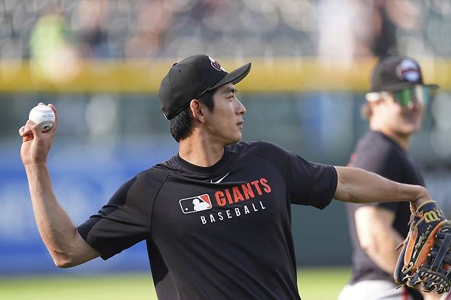 미국 메이저리그 샌프란시스코 자이언츠의 이정후가 6일(한국시간) 미국 미주리주 세인트루이스의 부시스타디움에서 열린 2025 메이저리그 세인트루이스 카디널스와의 원정 경기에 6번타자 겸 중견수로 선발출전, 5타수 4안타 1타점 2득점을 기록했다. 사진 연합뉴스