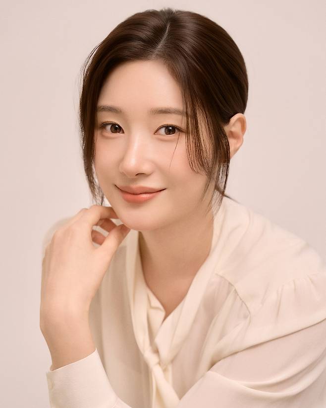 정채연/BH엔터테인먼트