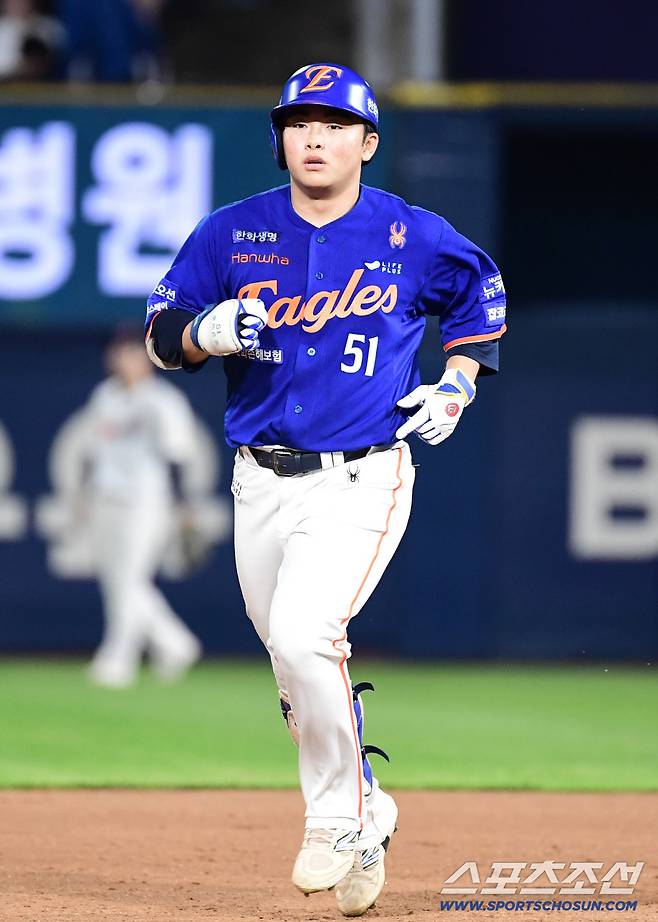 15일 창원NC파크에서 열린 NC와 한화의 경기. 9회 3점 홈런을 날린 한화 문현빈.