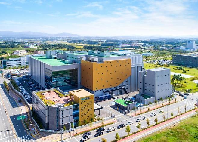 충북 청주시에 위치한 에코프로비엠 오창 외관. 에코프로비엠 제공