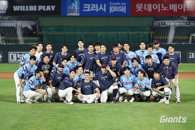 ▲ 데이비슨은 10승을 거뒀지만 더 나은 구위파 투수를 원하는 롯데의 기조에 따라 지난 8월 초 방출된 뒤 메이저리그 재도전에 나섰다 ⓒ롯데 자이언츠