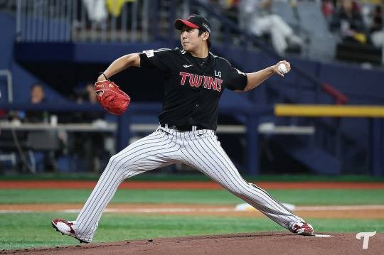 역투하는 LG 손주영 / 사진=연합뉴스