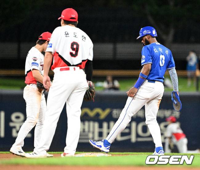 디아즈 '붙어 있었는데 무슨 소리?'