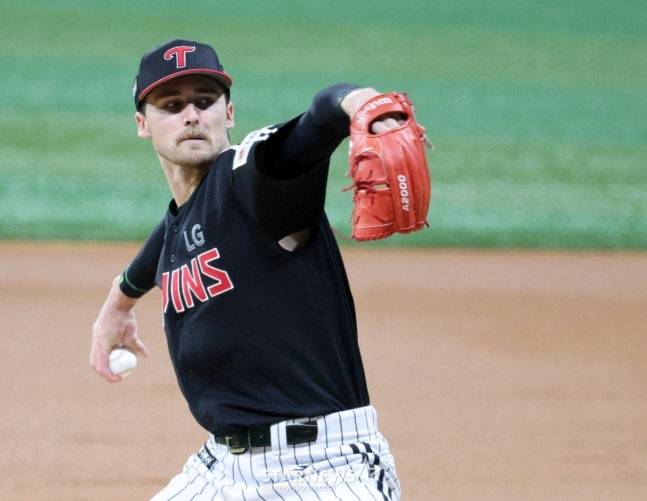 지난 9일 고척 키움전에 선발 등판한 톨허스트. /사진=강영조 선임기자