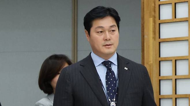 2023년 4월 서울 용산 대통령실 청사에 들어서는 김승희 전 의전비서관의 모습./연합뉴스