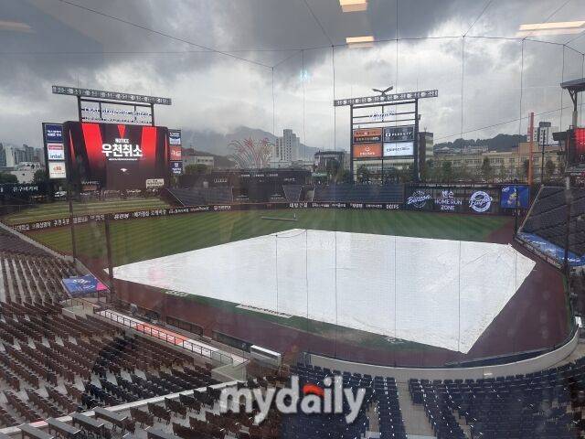 대전 한화생명볼파크에서 열릴 예정이었던 한화와 키움의 경기가 취소됐다./대전 = 이정원 기자