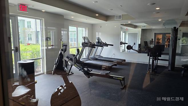 펀 그로브 아파트 내 헬스장. 홍승희 기자