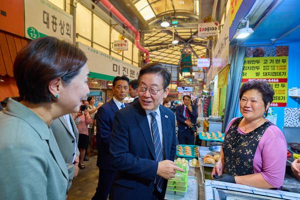 이재명 대통령이 지난 5일 인천 용현시장을 방문했다. 2025.9.5 /대통령실 제공