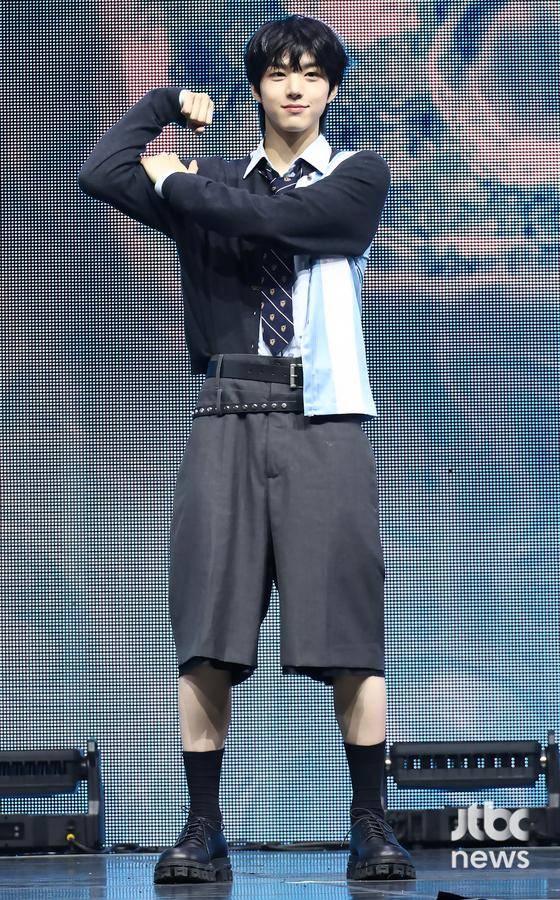 그룹 아이딧(IDID) 백준혁