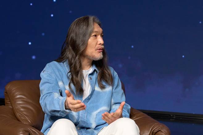 임재범은 ‘싱어게인4’ 심사위원으로도 나서며 무명 가수들을 격려하고, 11월 29일 대구를 시작으로 전국 투어 ‘나는 임재범이다’를 진행한다. 사진제공|블루씨드엔터테인먼트