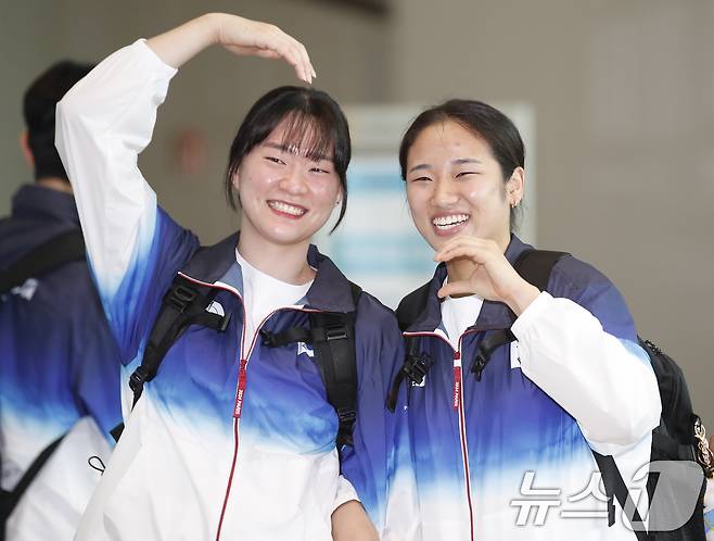 배드민턴 국가대표 김가은과 안세영(오른쪽)이 나란히 중국 마스터스 4강에 올랐다. ⓒ News1 권현진 기자