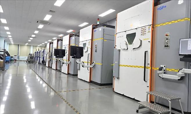 첨단정보통신융합산업기술원이 의료기기 개발기업을 위해 독보적으로 보유한 3D 금속프린터 등 첨단장비. 첨단정보통신융합산업기술원 제공