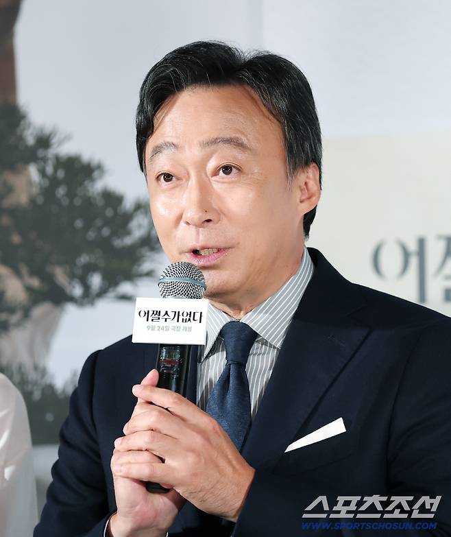 영화 '어쩔수가 없다' 언론시사회 및 기자간담회가 22일 오후 서울 용산구 아이파크몰 CGV에서 열렸다. 배우 이성민이 질문에 답하고 있다. 정재근 기자 cjg@sportschosun.com/2025.9.22/