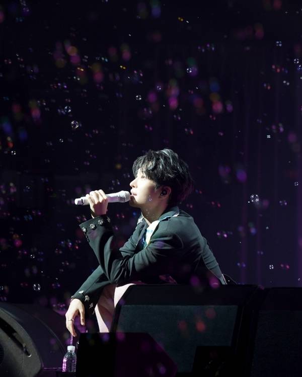 갓세븐(GOT7) 영재가 2025 아시아 투어 ‘Fermata’의 시작을 알리는 서울 공연을 성공적으로 마무리했다.