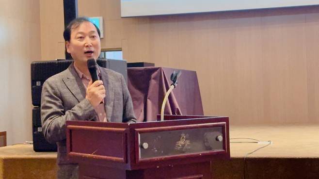 육동인 경인여대 총장이 지난 19일 현장학습실습학기제 성과공유회에서 인사말을 하고 있다./사진=권현수기자