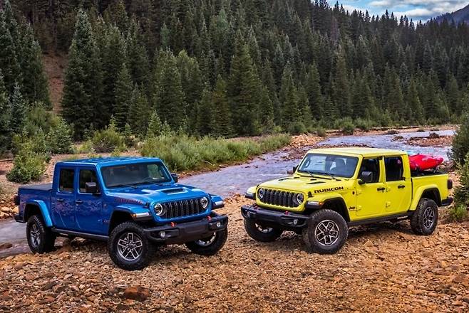 지프 글래디에이터