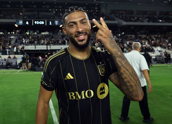 부앙가는 이날 경기로 리그 득점 공동 1위에 올랐다. 사진= Getty Images/AFP= 연합뉴스 제공