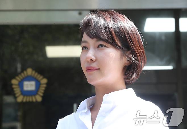 특정경제범죄 가중 처벌 등에 관한 법률 위반(횡령) 혐의로 기소된 배우 황정음 2025.8.21/뉴스1 ⓒ News1