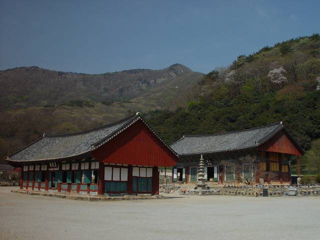 검단선사 창건설화가 전하는 선운사. 필자 촬영