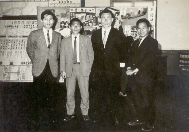 1967년 대구 발전을 주제로 대구시 주최 백일장 시상식을 마친 뒤 모습. 왼쪽 두 번째가 최춘해 작가, 오른쪽 끝이 신현득 작가. 혜암아동문학회 제공