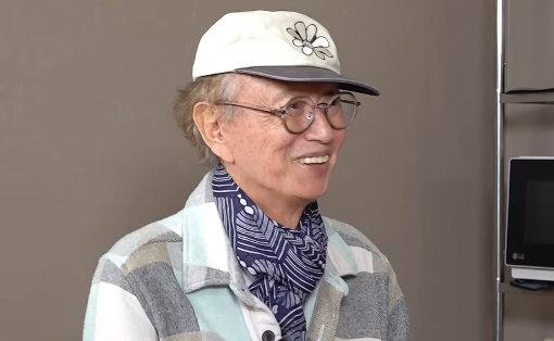 지난해 11월 유튜브 채널에 출연해 근황을 전했던 고(故) 전유성의 당시 모습. 유튜브 채널 '꼰대희' 캡처