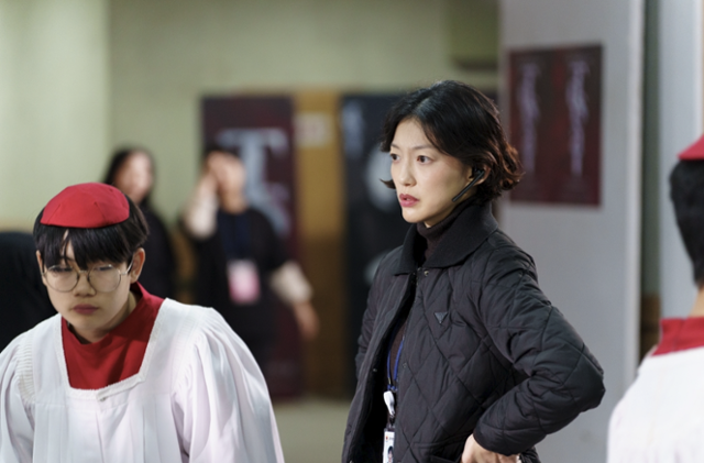 드라마 '사마귀'에서 연쇄살인 수사팀 최고참으로 나오는 김나희(이엘) 형사. SBS 제공