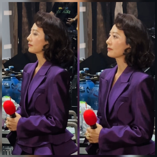 김희애가 1980년대의 고혹적인 미모를 완벽하게 재현하며 무대 위에 섰다.사진=김희애 SNS