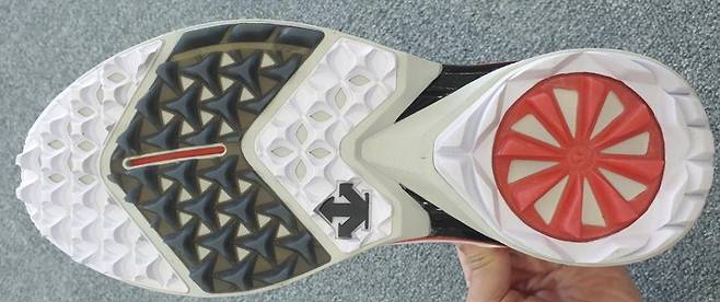 (데상트골프제공)