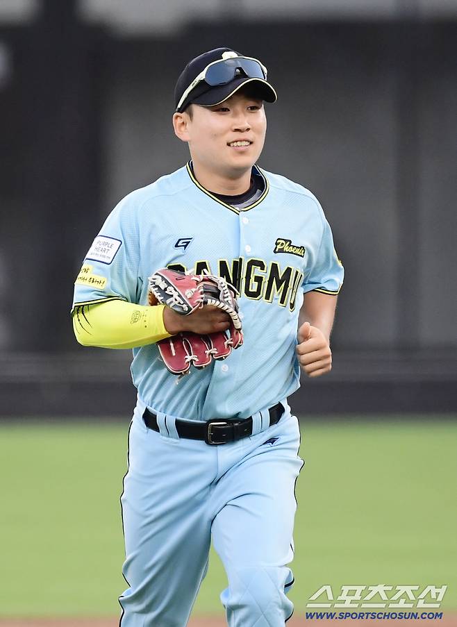 11일 대전 한화생명볼파크에서 열린 2025 KBO 퓨처스리그 올스타전, 수비하는 상무 류현인. 대전=송정헌 기자songs@sportschosun.com/2025.07.11/